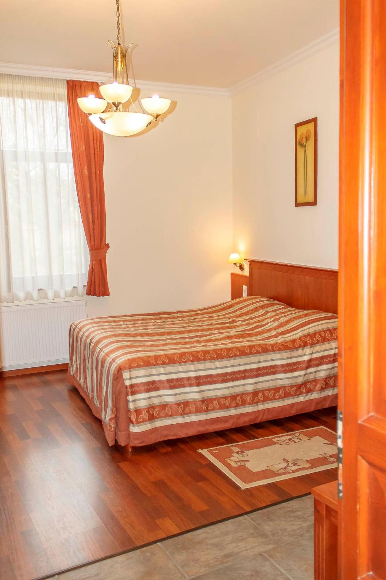 Pannon Hotel Bejelentkezes 20 Oraig, Check-In Until 20 O'Clock, Einchecken Bis 20 Uhr Мохач Экстерьер фото