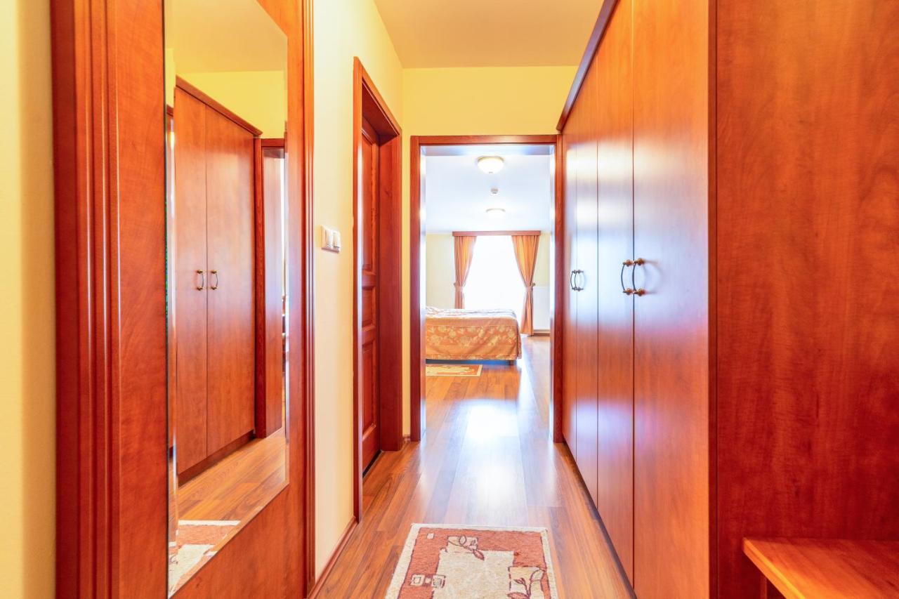 Pannon Hotel Bejelentkezes 20 Oraig, Check-In Until 20 O'Clock, Einchecken Bis 20 Uhr Мохач Экстерьер фото